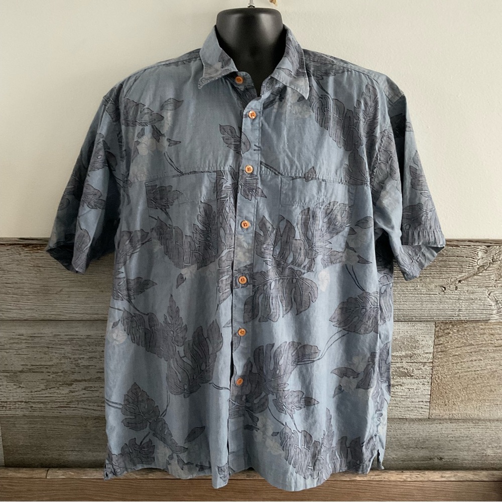 Izod  Hawaiian button down casual shirt size XL (C1)